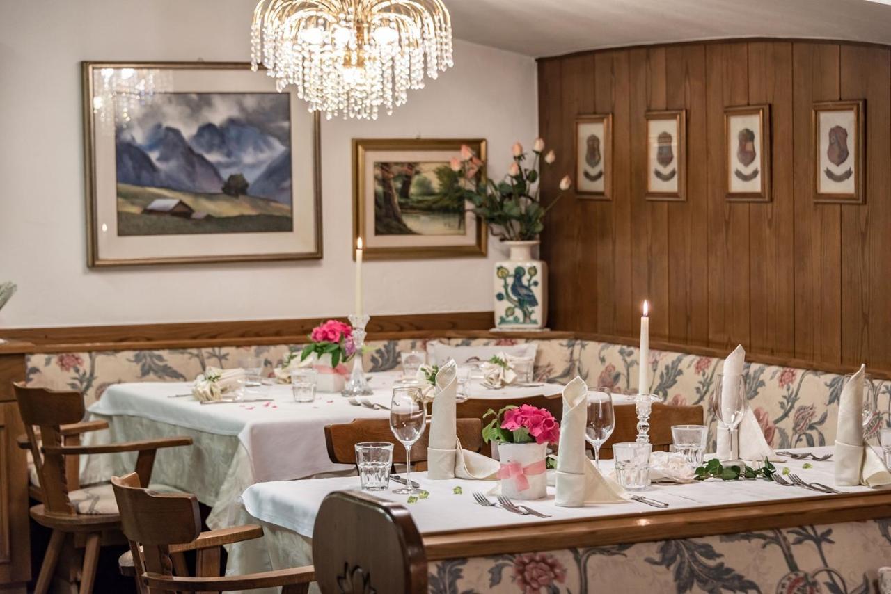 Hotel Weisse Lilie - B&B Rio di Pusteria Exteriör bild